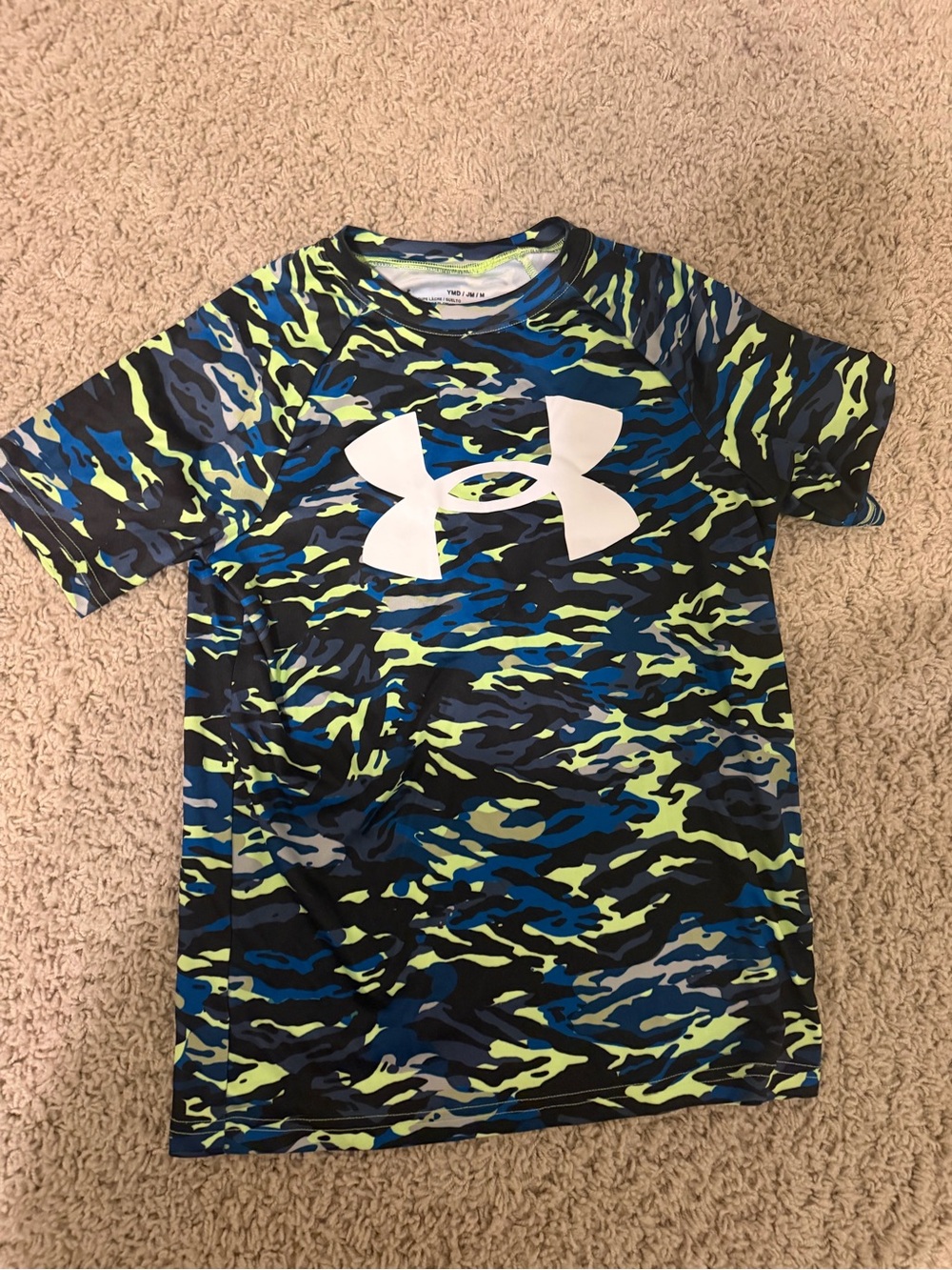 Under Armour Boys HeatGear Blue Green Camo Big Logo Athletic Shirt Youth Medium